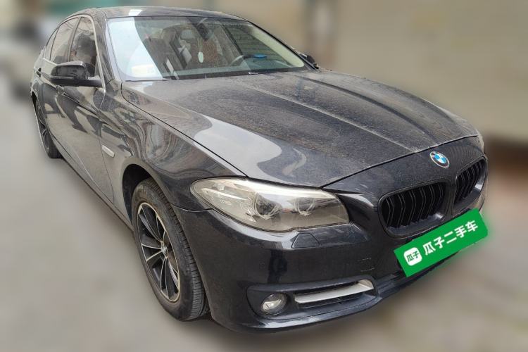 Used BMW 5 Series 2013 520Li Elegant Edition Front Right 45 Deg