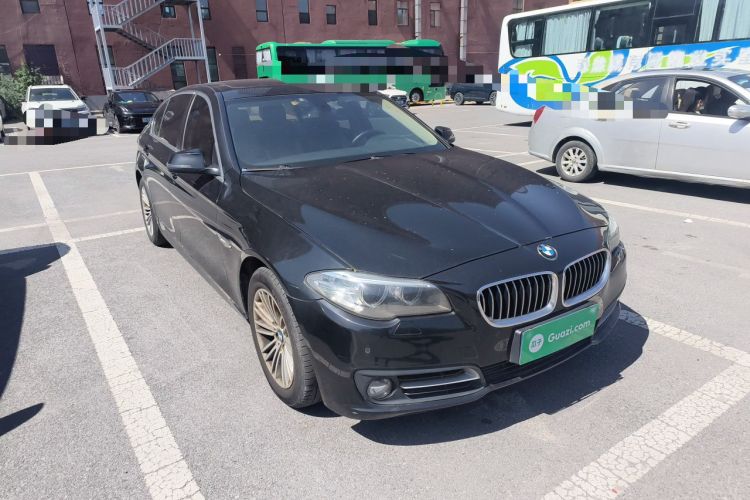 Used BMW 5 Series 2013 525Li Leading Model Front Right 45 Deg