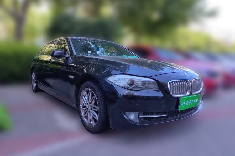 Used BMW 5 Series 2013 535Li Leading Model Front Right 45 Deg