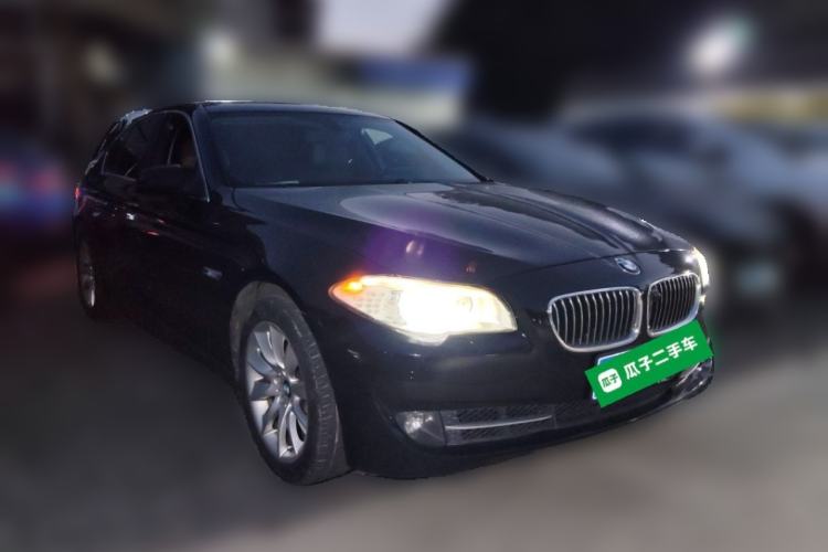 Used BMW 5 Series 2013 535i Luxury Sport Edition Front Right 45 Deg