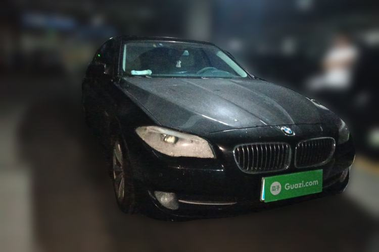 Used BMW 5 Series 2013 520Li Elegant Edition Front Right 45 Deg