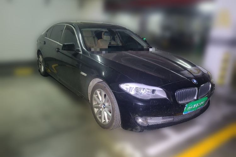 Used BMW 5 Series 2013 530Li Leading Model Front Right 45 Deg