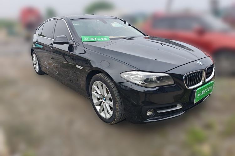 Used BMW 5 Series 2013 530Li Leading Model Front Right 45 Deg