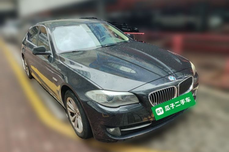 Used BMW 5 Series 2013 520Li Elegant Edition Front Right 45 Deg