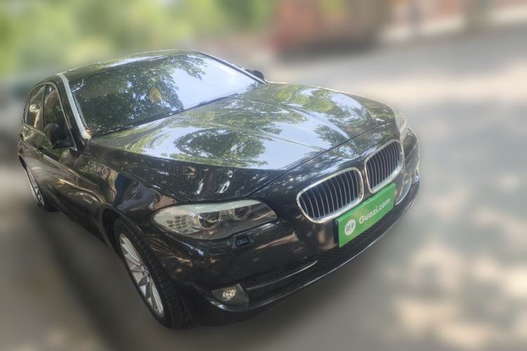 Used BMW 5 Series 2013 535Li Luxury Model Front Right 45 Deg