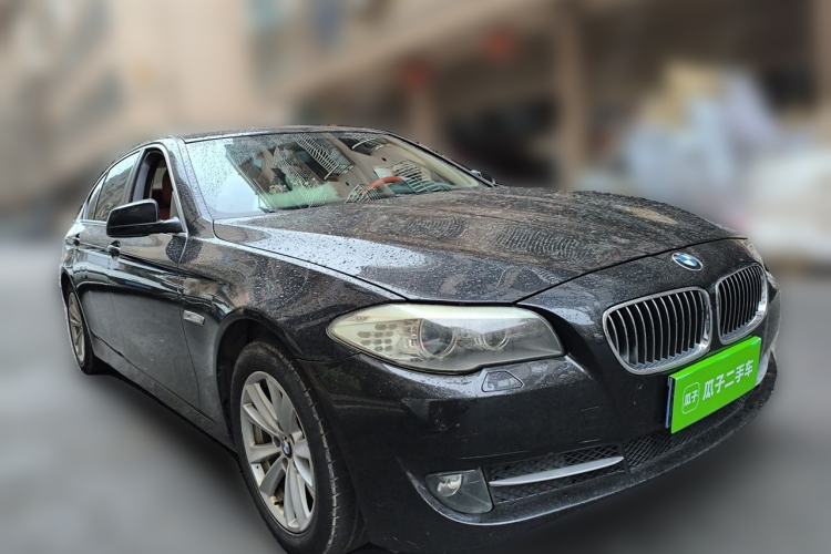 Used BMW 5 Series 2013 525Li Leading Model Front Right 45 Deg