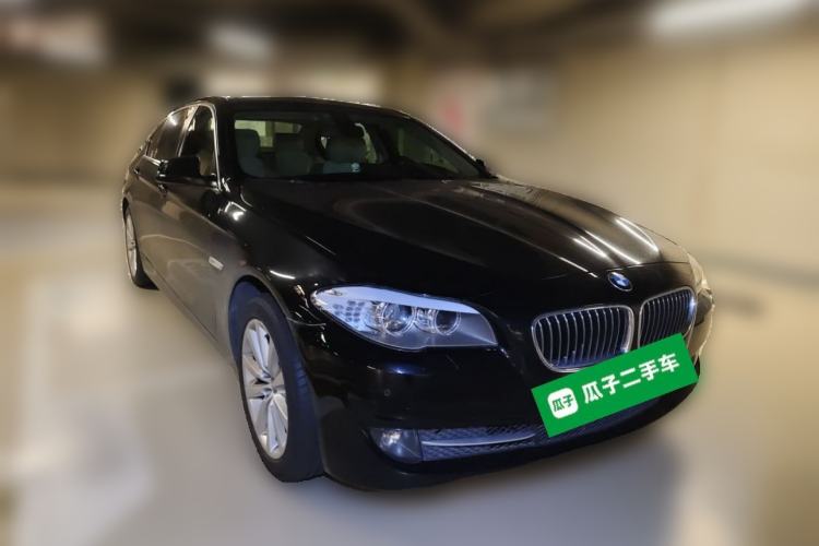 Used BMW 5 Series 2013 530Li Leading Model Front Right 45 Deg