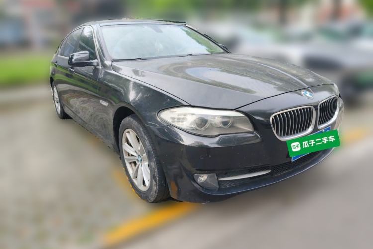 Used BMW 5 Series 2013 525Li Luxury Model Front Right 45 Deg