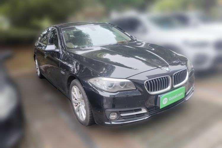Used BMW 5 Series 2013 530Li Leading Model Front Right 45 Deg