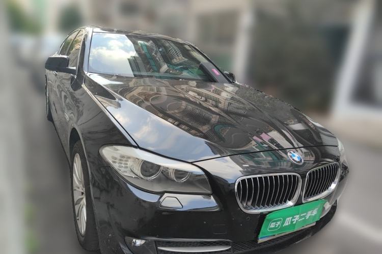 Used BMW 5 Series 2013 520Li Elegant Edition Front Right 45 Deg