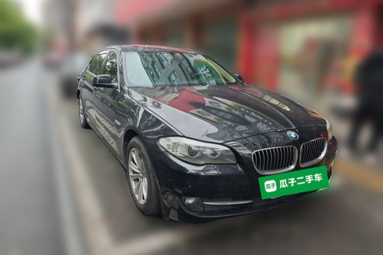 Used BMW 5 Series 2013 520Li Elegant Edition Front Right 45 Deg