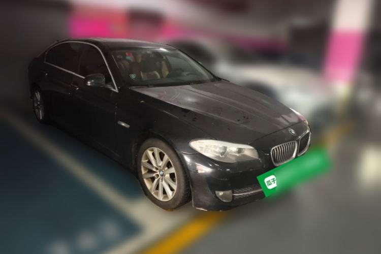 Used BMW 5 Series 2013 530Li Luxury Model Front Right 45 Deg