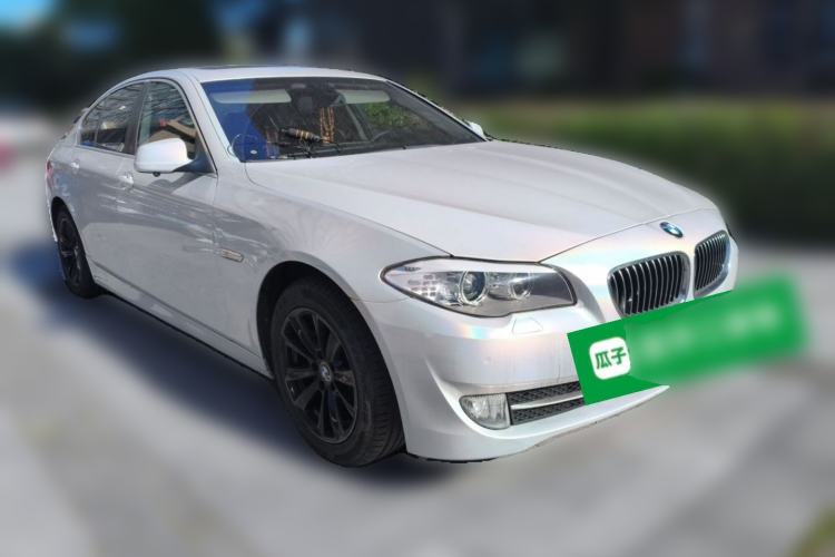 Used BMW 5 Series 2013 520i Elegant Edition Front Right 45 Deg