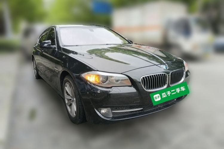 Used BMW 5 Series 2013 525Li Luxury Model Front Right 45 Deg