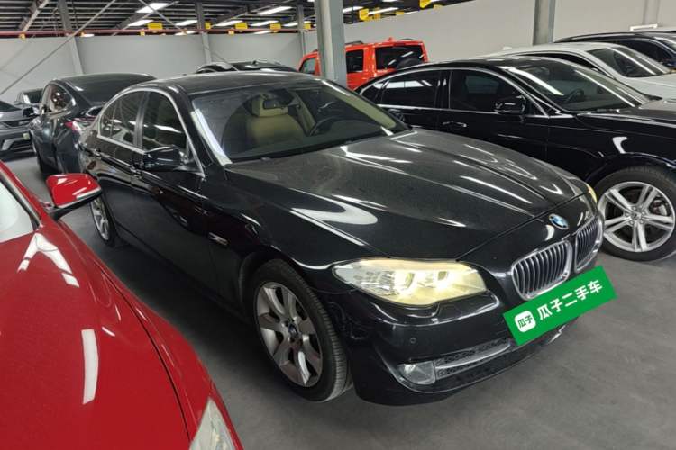 Used BMW 5 Series 2013 528i xDrive Luxury Edition Front Right 45 Deg