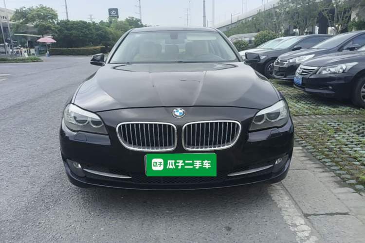 Used BMW 5 Series 2013 530Li Leading Model Front