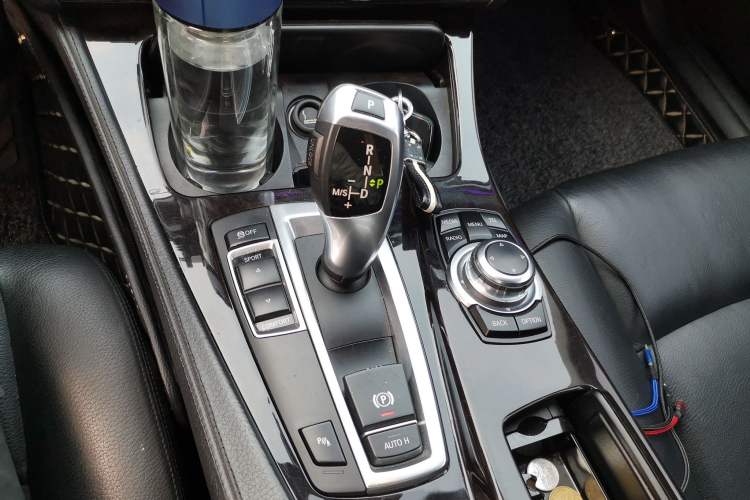 Used BMW 5 Series 2013 525Li Leading Model Gear Lever