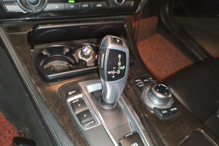 Used BMW 5 Series 2013 525Li Leading Model Gear Lever