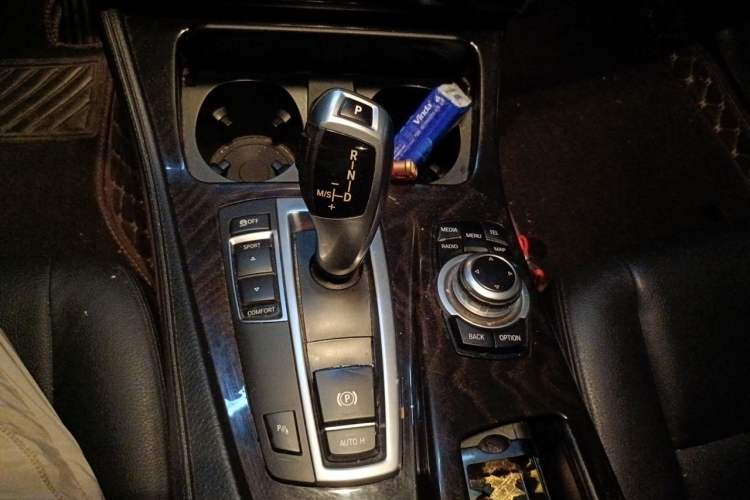 Used BMW 5 Series 2013 525Li Leading Model Gear Lever