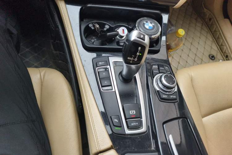 Used BMW 5 Series 2013 520Li Elegant Edition Gear Lever