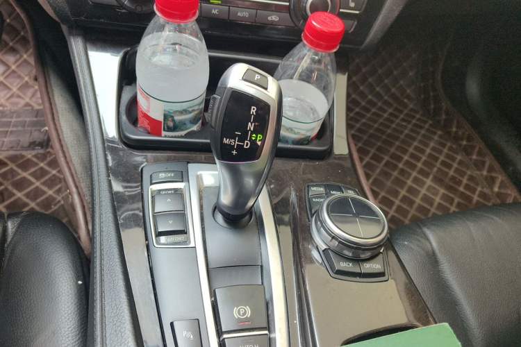 Used BMW 5 Series 2013 525Li Luxury Model Gear Lever