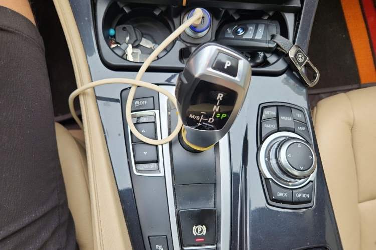 Used BMW 5 Series 2013 520Li Elegant Edition Gear Lever