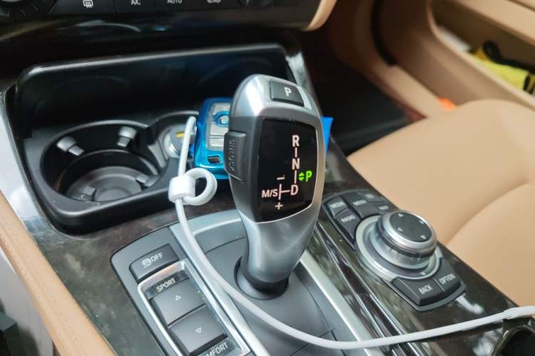 Used BMW 5 Series 2013 525Li Leading Model Gear Lever