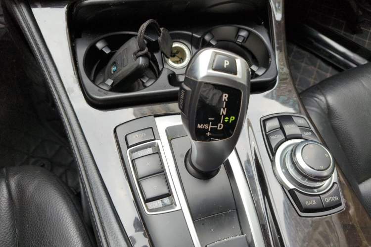 Used BMW 5 Series 2013 525Li Leading Model Gear Lever