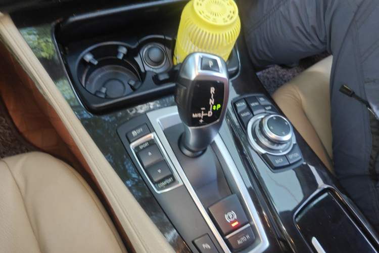 Used BMW 5 Series 2013 525Li Leading Model Gear Lever