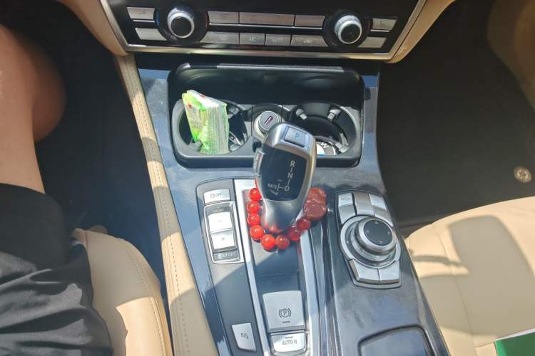 Used BMW 5 Series 2013 520Li Elegant Edition Gear Lever