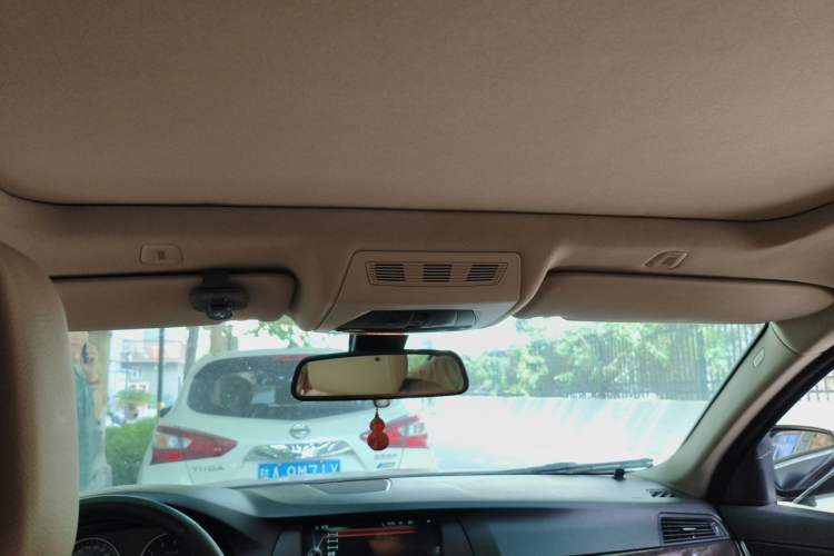 Used BMW 5 Series 2013 525Li Leading Model Headliner