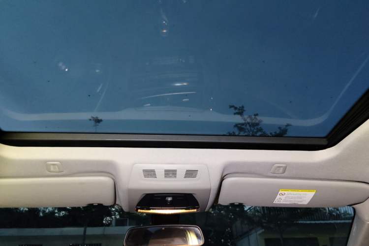 Used BMW 5 Series 2013 535i Luxury Sport Edition Headliner