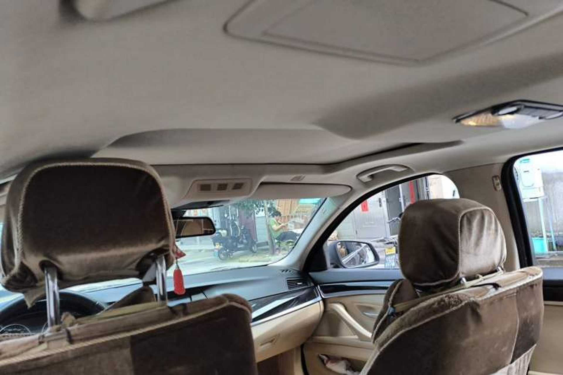 Used BMW 5 Series 2013 525Li Leading Model Headliner