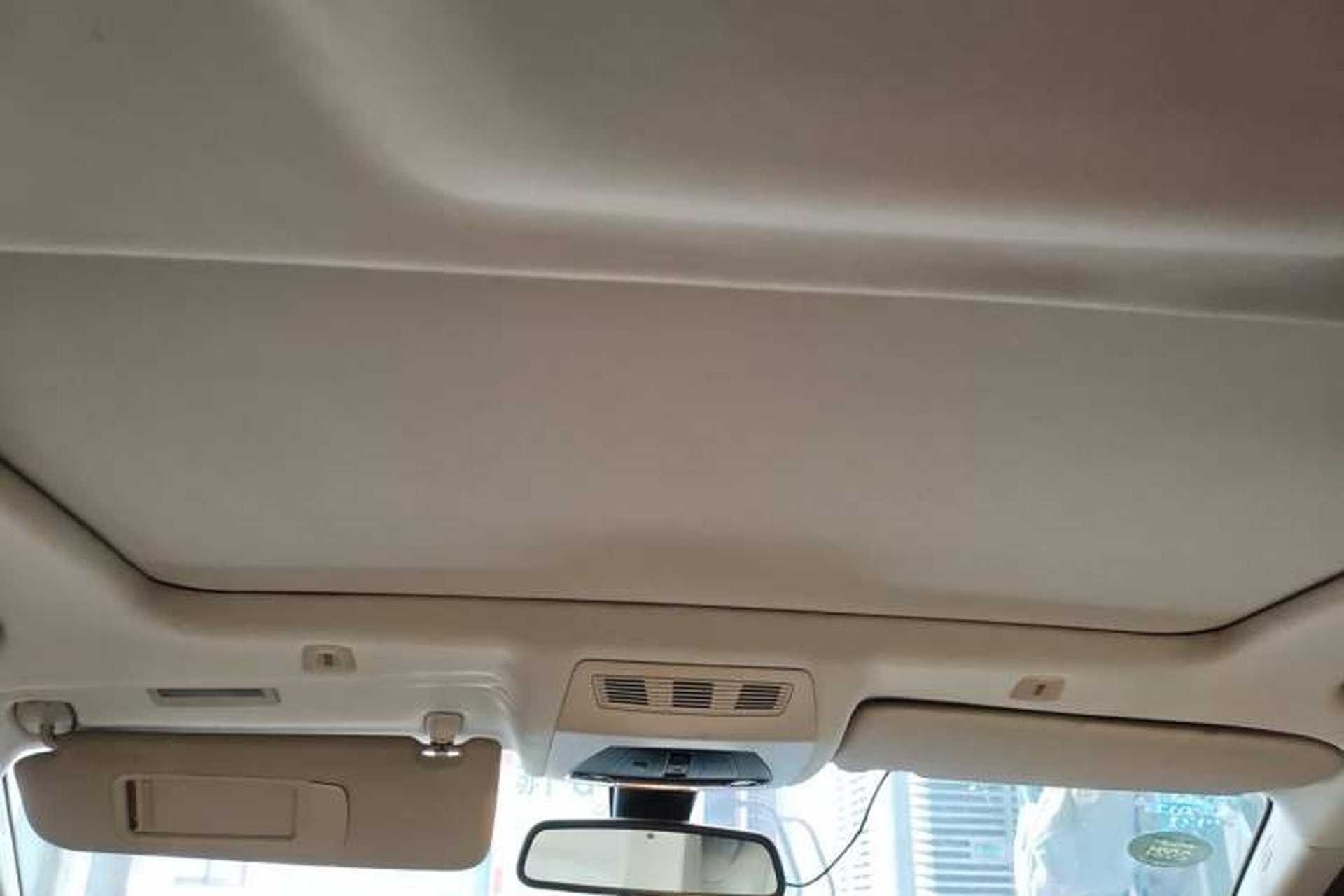 Used BMW 5 Series 2013 530Li Leading Model Headliner