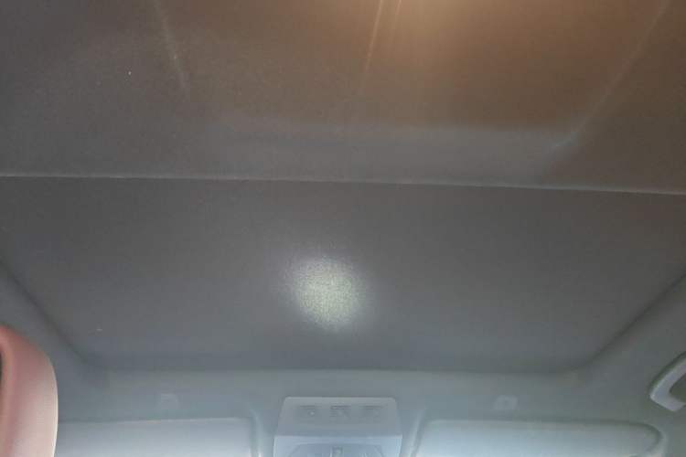 Used BMW 5 Series 2013 525Li Luxury Model Headliner
