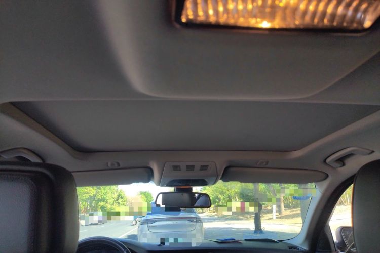 Used BMW 5 Series 2013 525Li Luxury Model Headliner