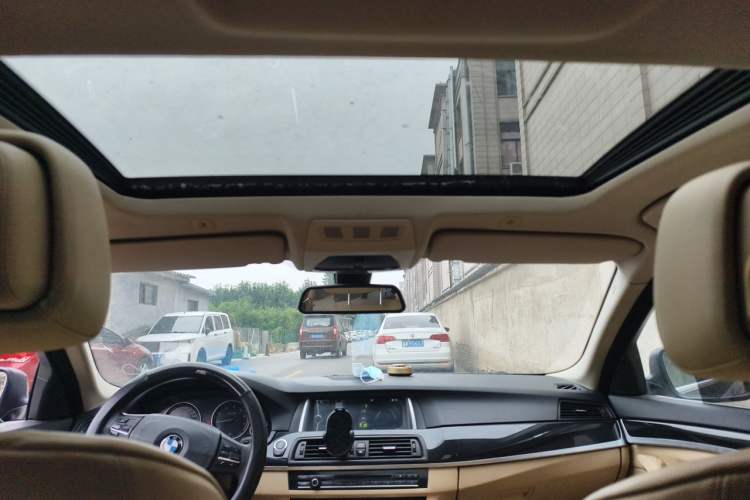 Used BMW 5 Series 2013 520Li Elegant Edition Headliner