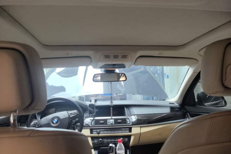 Used BMW 5 Series 2013 525Li Luxury Model Headliner