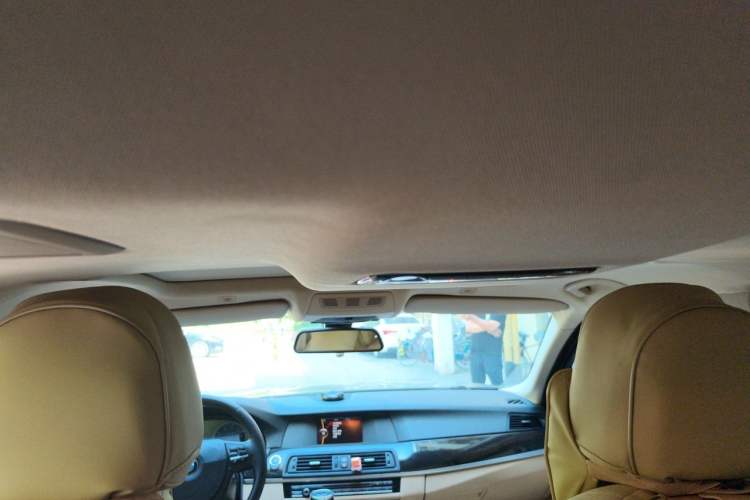 Used BMW 5 Series 2013 525Li Leading Model Headliner