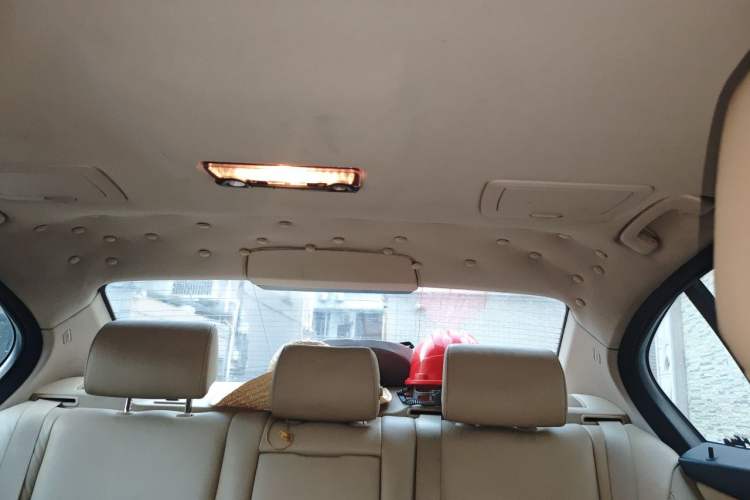 Used BMW 5 Series 2013 525Li Luxury Model Headliner