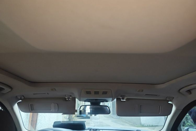 Used BMW 5 Series 2013 535Li Leading Model Headliner
