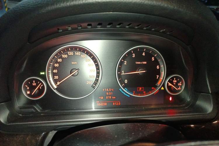 Used BMW 5 Series 2013 525Li Luxury Model Instrument Cluster