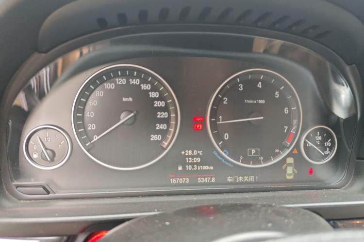 Used BMW 5 Series 2013 525Li Luxury Model Instrument Cluster