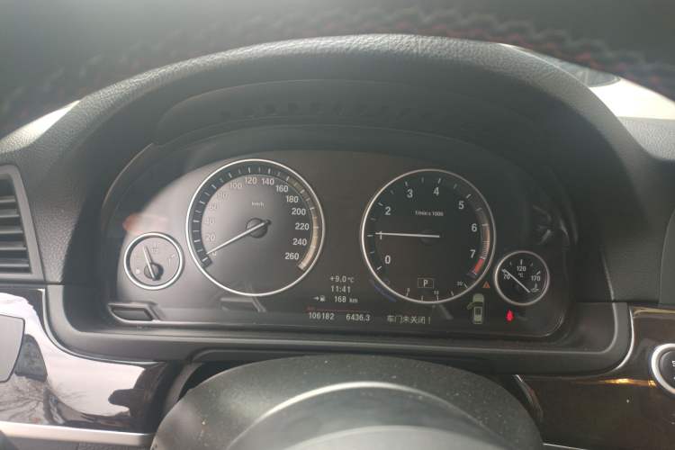 Used BMW 5 Series 2013 530i Luxury Touring Edition Instrument Cluster