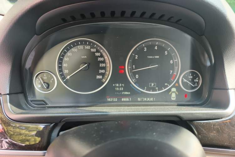 Used BMW 5 Series 2013 525Li Luxury Model Instrument Cluster