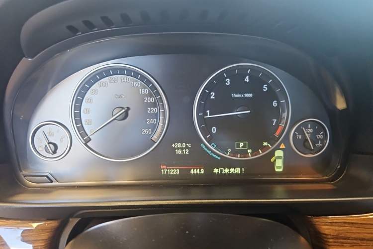 Used BMW 5 Series 2013 525Li Zhuole Edition Instrument Cluster