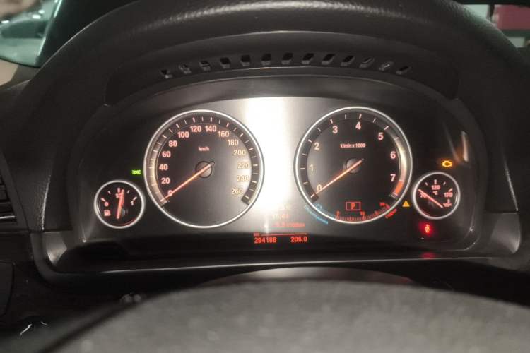 Used BMW 5 Series 2013 530Li Luxury Model Instrument Cluster