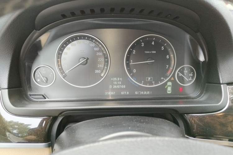 Used BMW 5 Series 2013 525Li Luxury Model Instrument Cluster