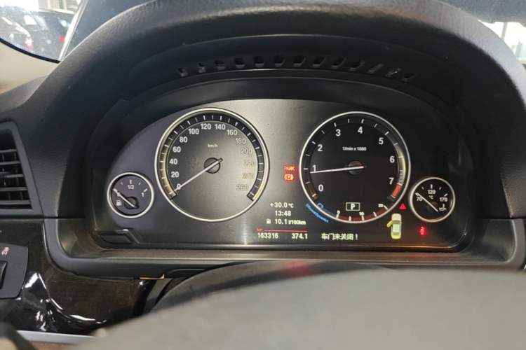 Used BMW 5 Series 2013 528i xDrive Luxury Edition Instrument Cluster