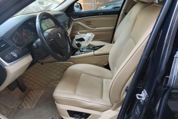 Used BMW 5 Series 2013 530Li Leading Model Left Front Seat